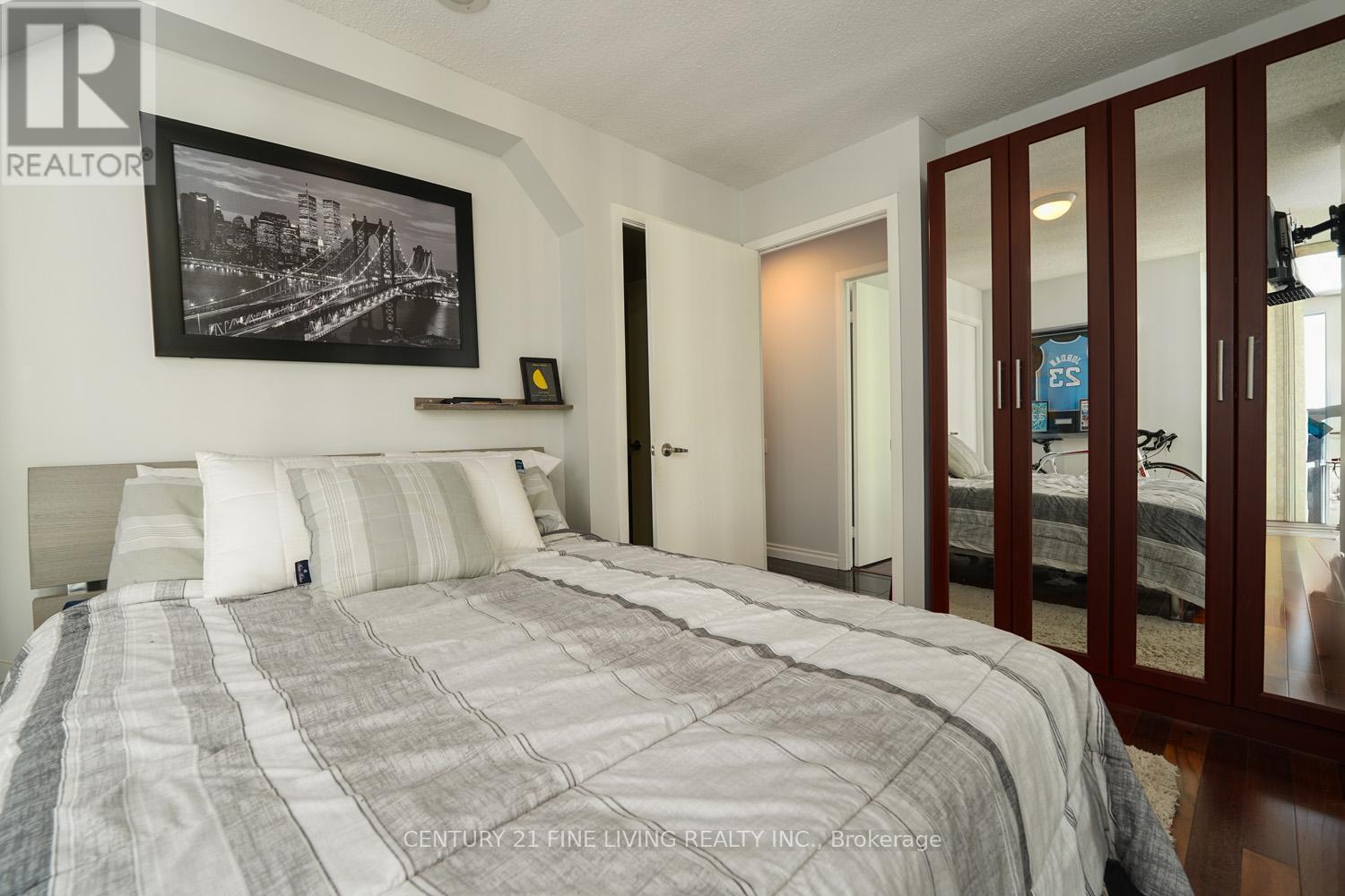904 - 2067 Lake Shore Boulevard W, Toronto, Ontario  M8V 4B8 - Photo 17 - W12462651