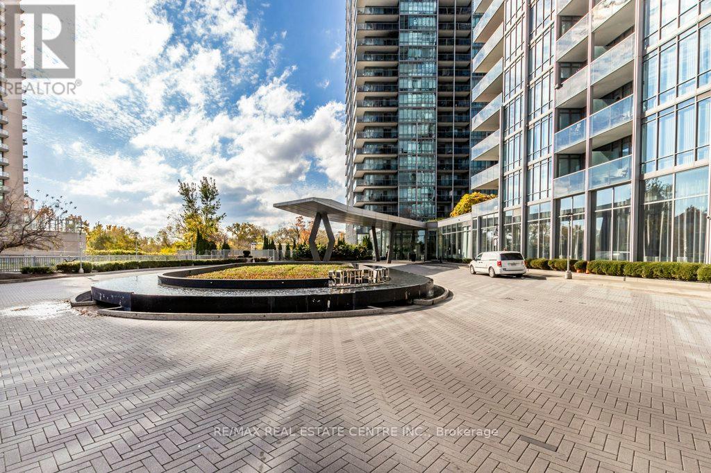 1712 - 90 Parklawn Road, Toronto, Ontario  M8Y 0B6 - Photo 3 - W12462659