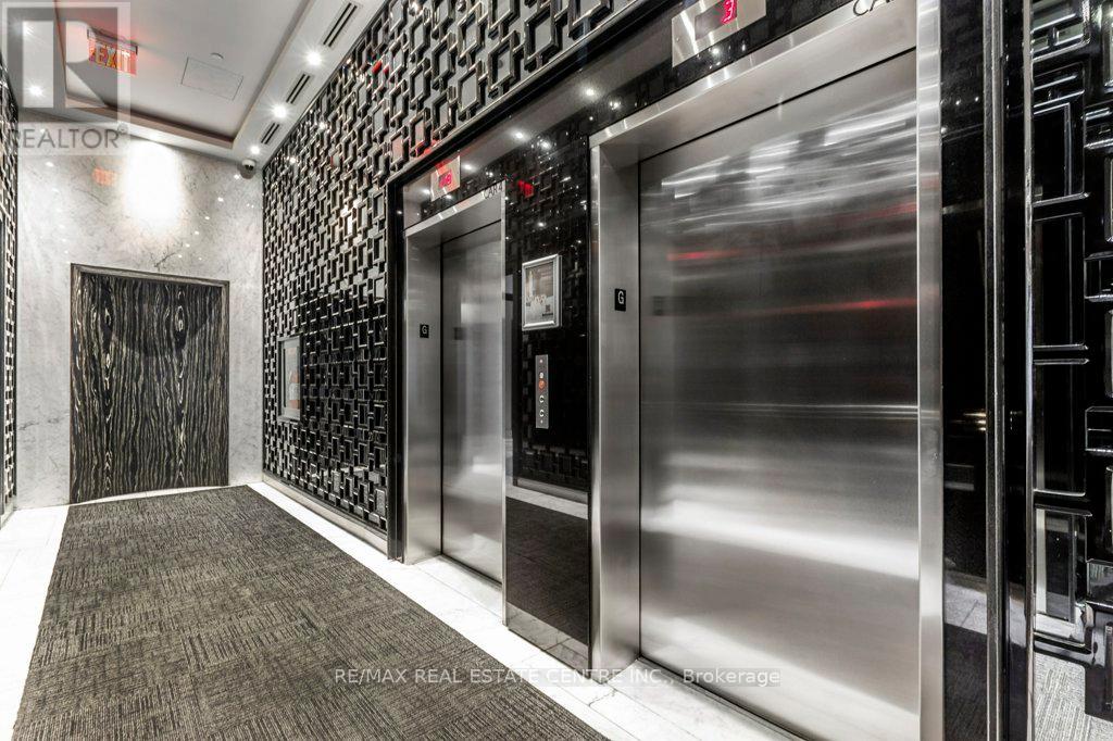 1712 - 90 Parklawn Road, Toronto, Ontario  M8Y 0B6 - Photo 7 - W12462659