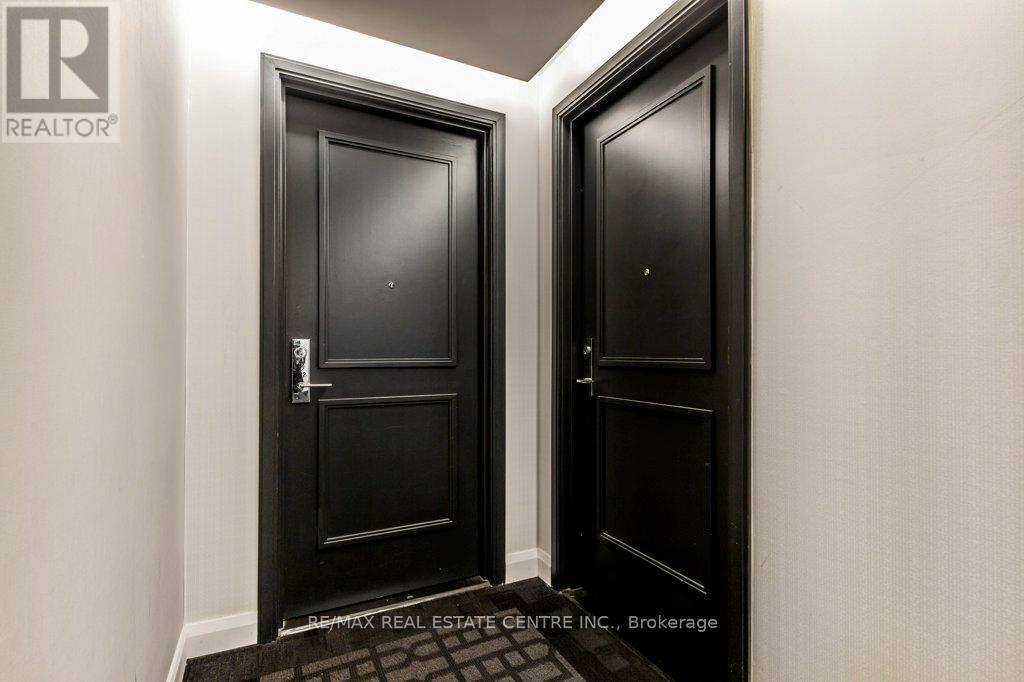 1712 - 90 Parklawn Road, Toronto, Ontario  M8Y 0B6 - Photo 8 - W12462659