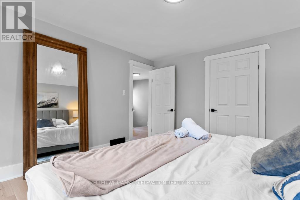 39 Court Street N, Milton, Ontario  L9T 2S2 - Photo 24 - W12462676