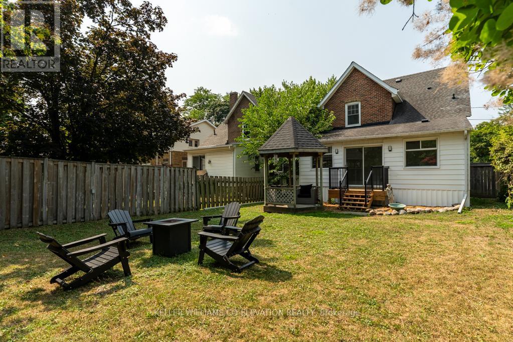39 Court Street N, Milton, Ontario  L9T 2S2 - Photo 34 - W12462676