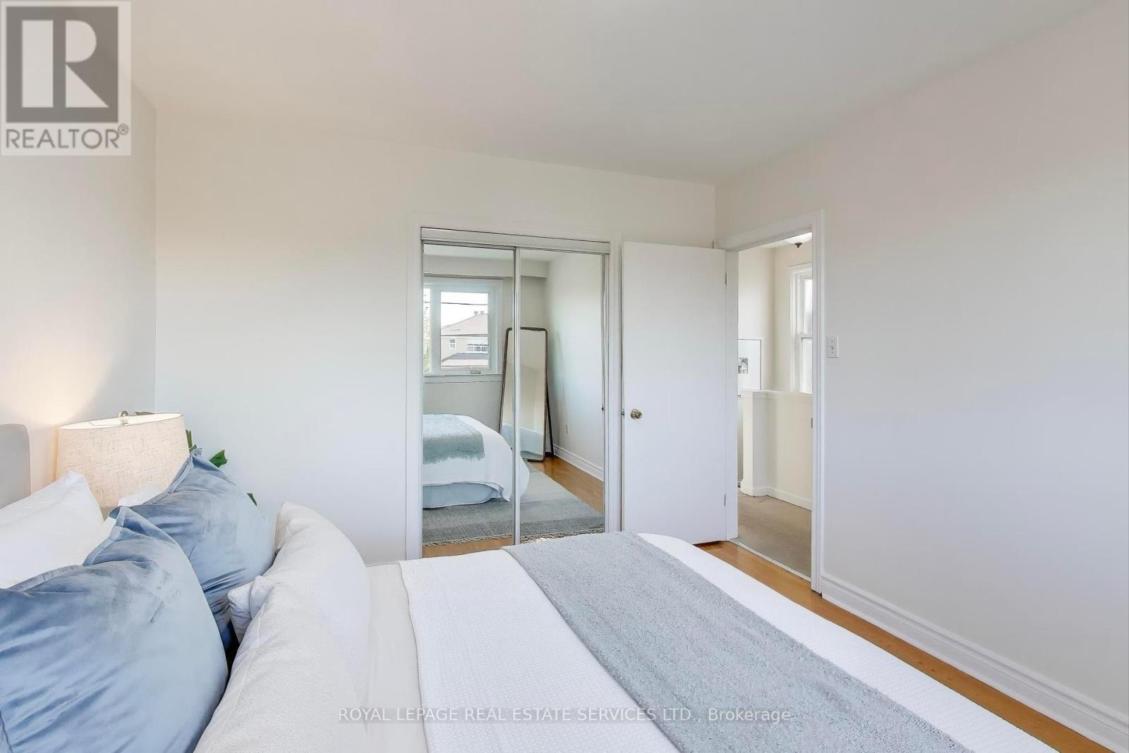 135 Giltspur Drive, Toronto, Ontario  M3L 1M4 - Photo 19 - W12462680