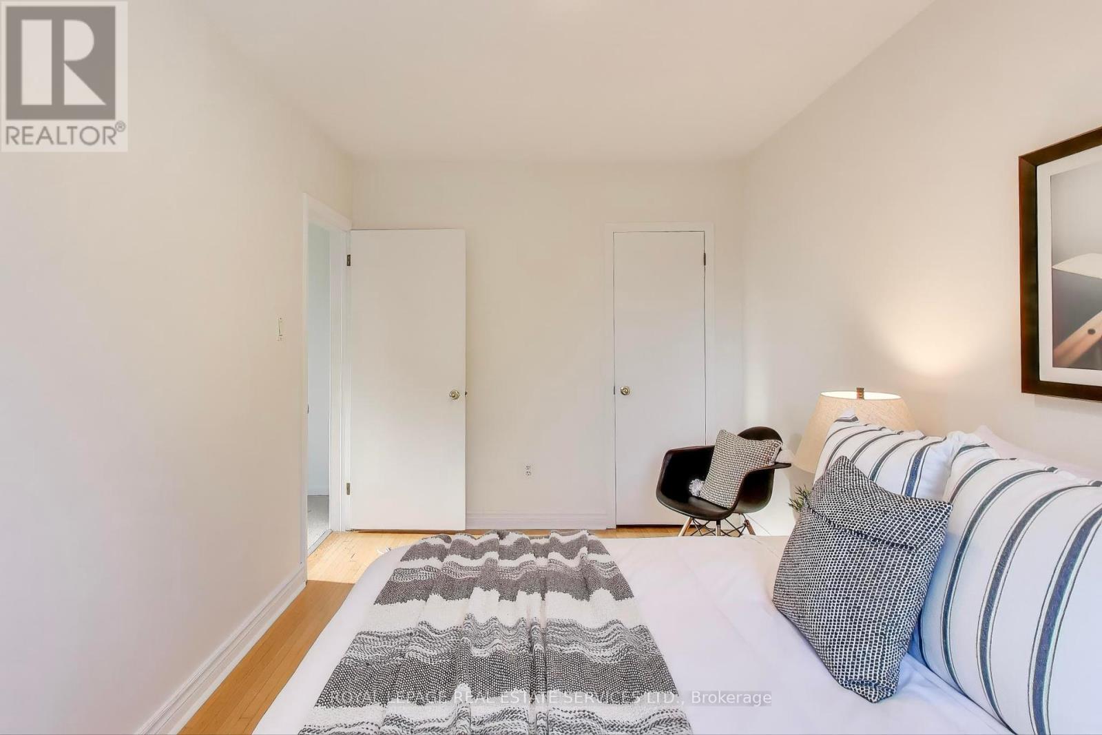 135 Giltspur Drive, Toronto, Ontario  M3L 1M4 - Photo 21 - W12462680
