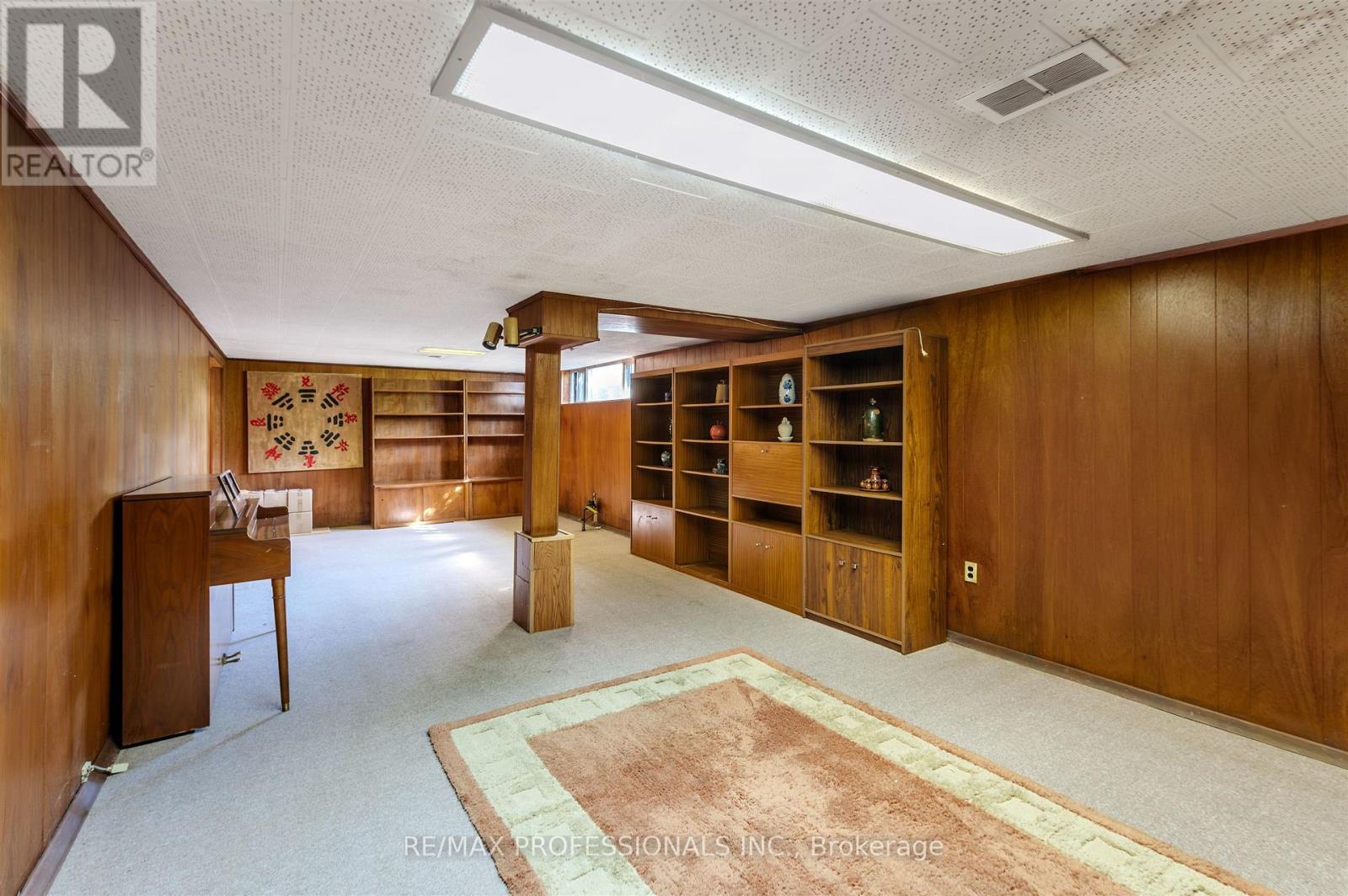 98 Ambleside Avenue, Toronto, Ontario  M8Z 2J1 - Photo 25 - W12462719