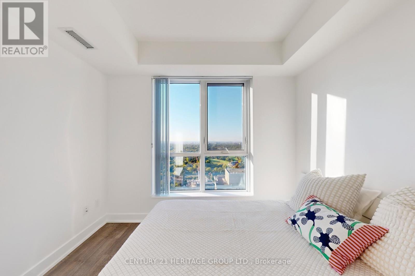 4302 - 7 Mabelle Avenue, Toronto, Ontario  M9A 4X7 - Photo 13 - W12462737