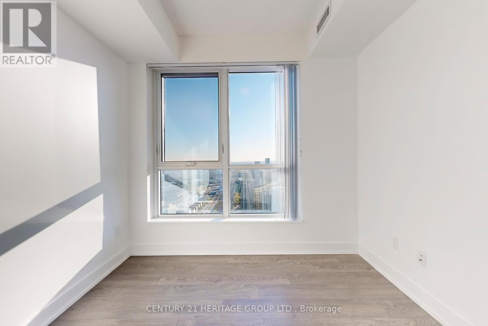 4302 - 7 Mabelle Avenue, Toronto, Ontario  M9A 4X7 - Photo 16 - W12462737