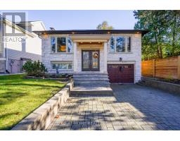 220 OVERTON PLACE, Oakville, Ontario
