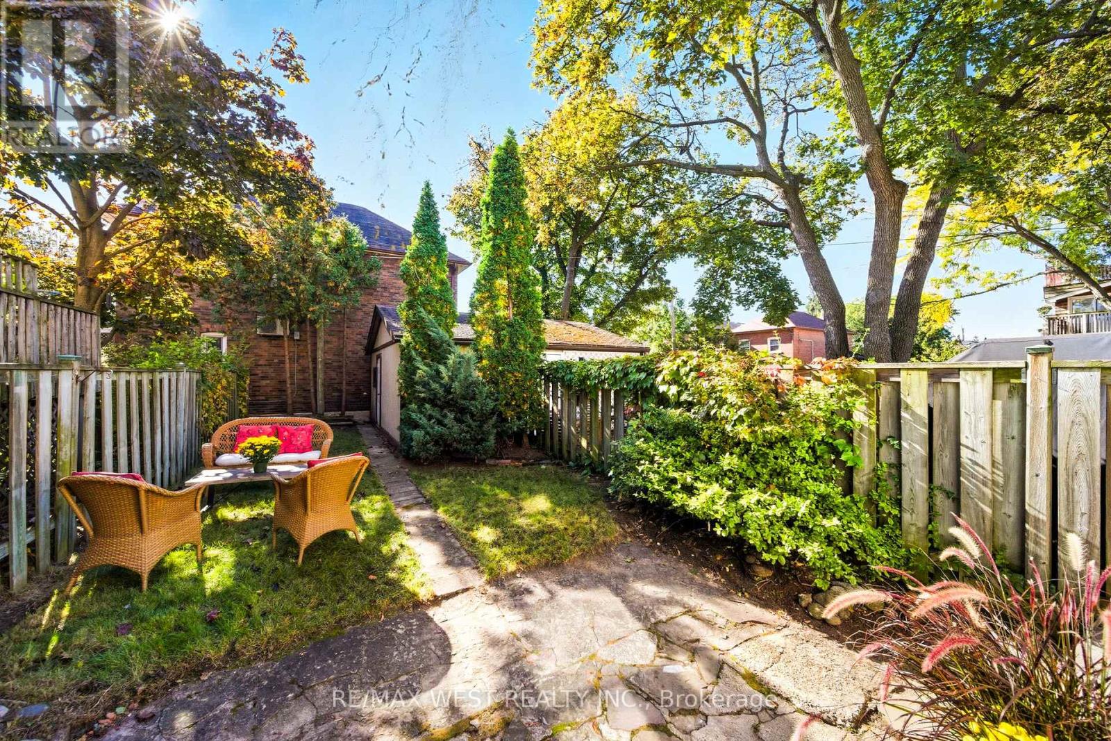 45 Deforest Road, Toronto, Ontario  M6S 1J1 - Photo 14 - W12462747