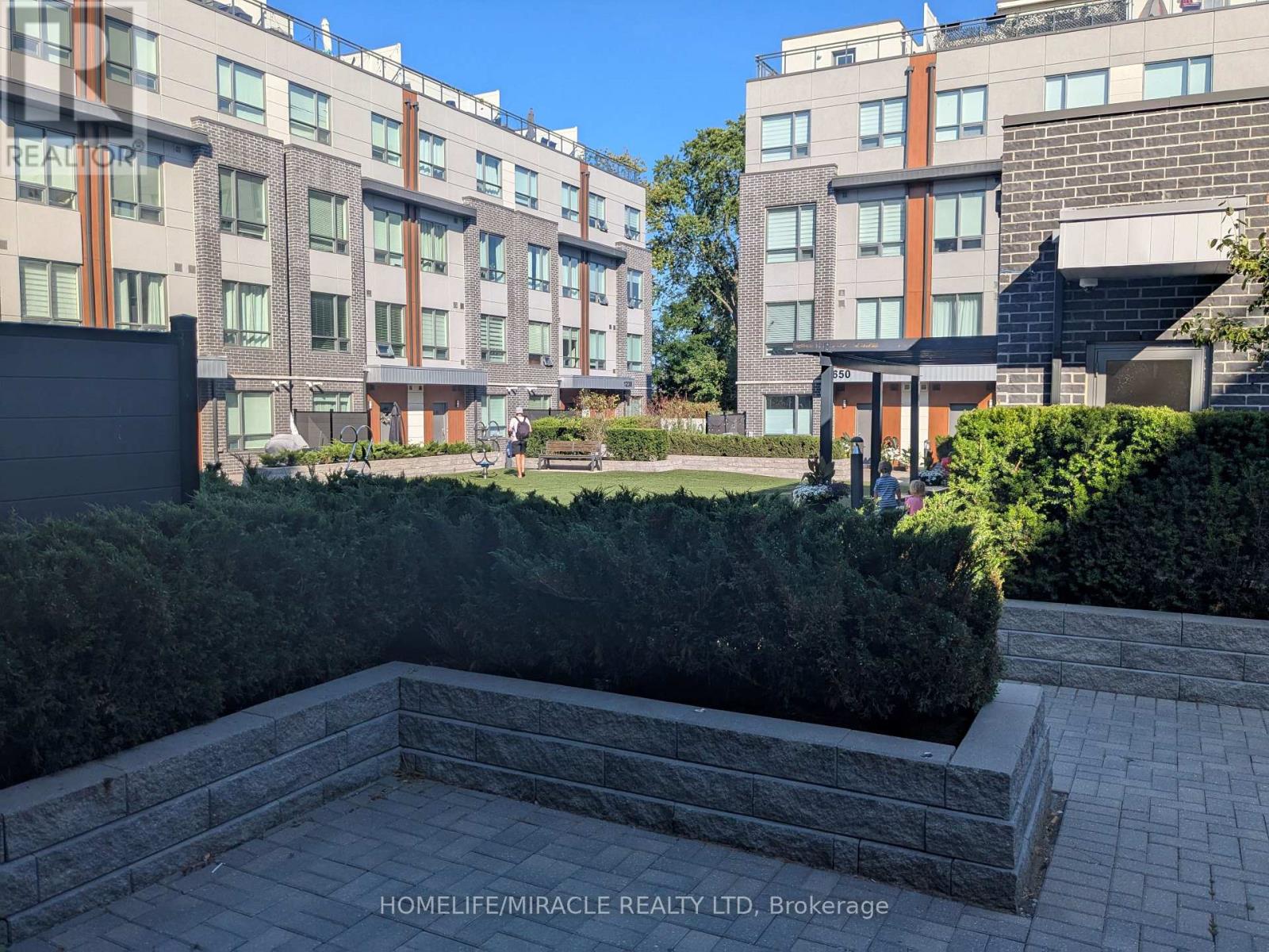 1 - 680 Atwater Avenue, Mississauga, Ontario  L5G 0B6 - Photo 23 - W12462752