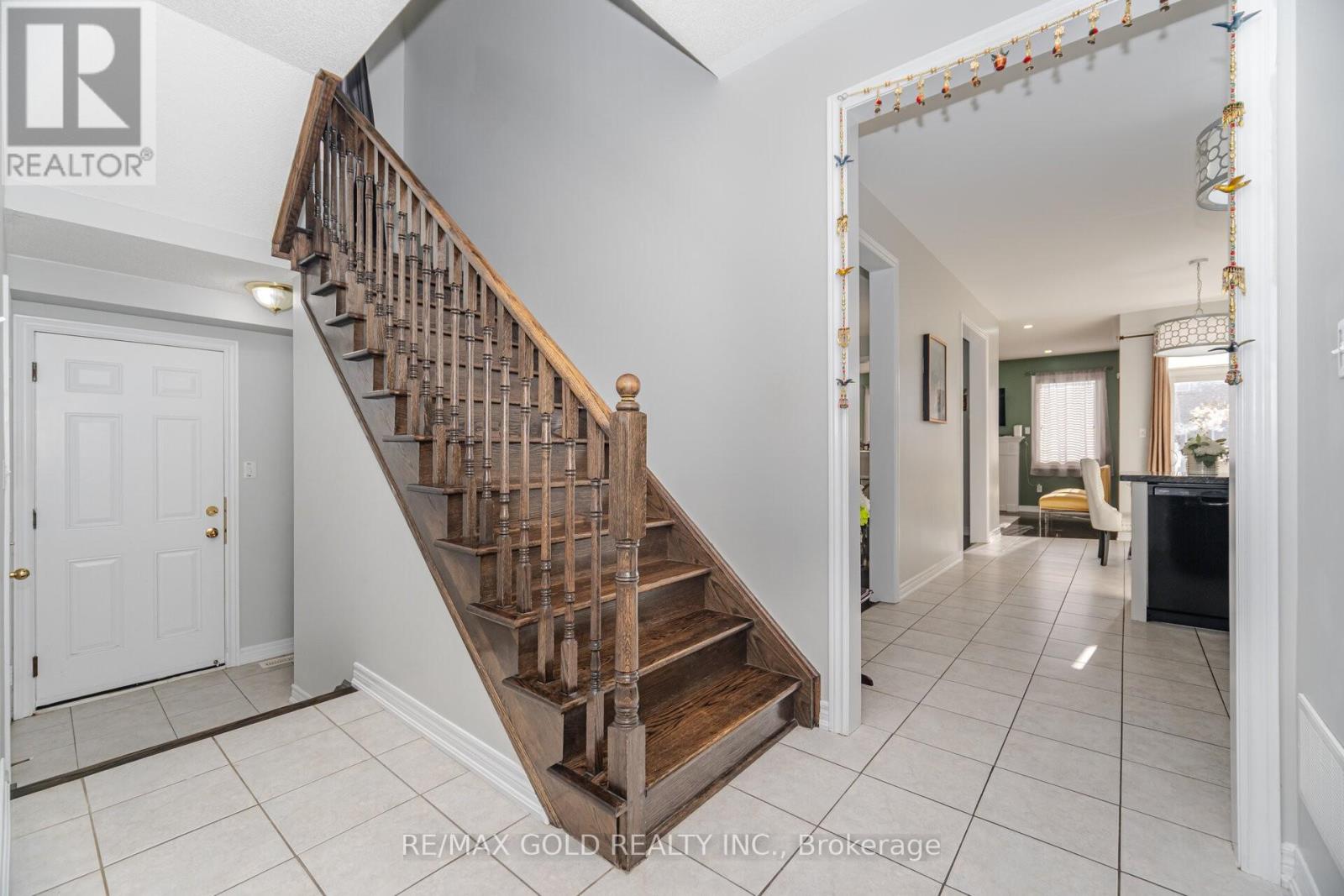 262 Thorndale Road, Brampton, Ontario  L6P 3H2 - Photo 13 - W12462771