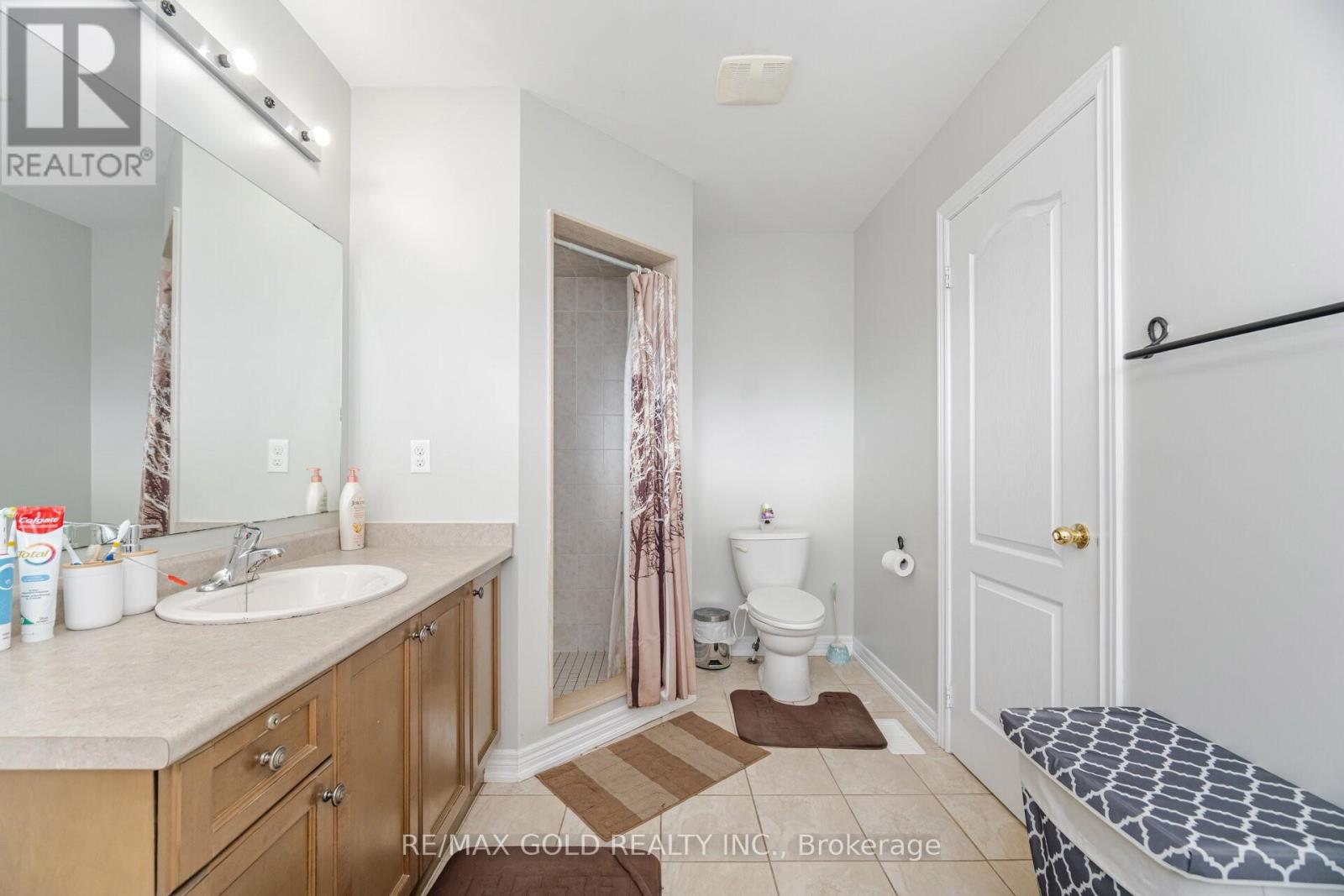 262 Thorndale Road, Brampton, Ontario  L6P 3H2 - Photo 15 - W12462771