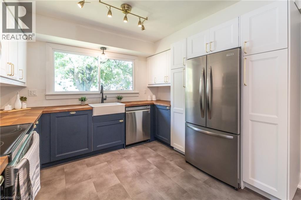 34 Woodridge Drive, Guelph, Ontario  N1H 7E2 - Photo 8 - 40779103
