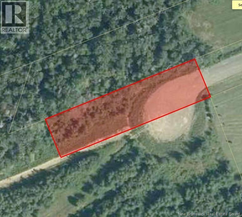 9,110 Mc Rue Honoré, Tracadie, New Brunswick  E1X 1A6 - Photo 2 - NB128564