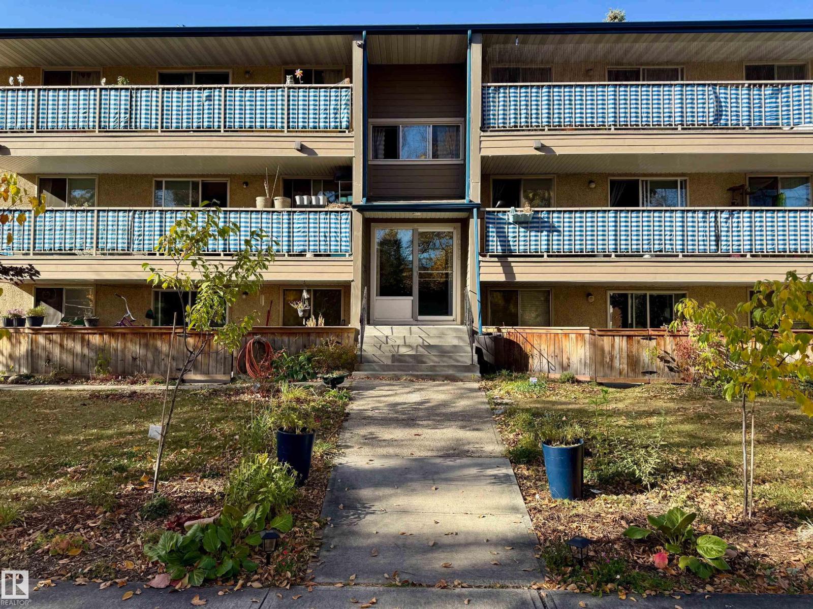 #3 10836 116 St Nw, Edmonton, Alberta  T5H 3N5 - Photo 2 - E4462115