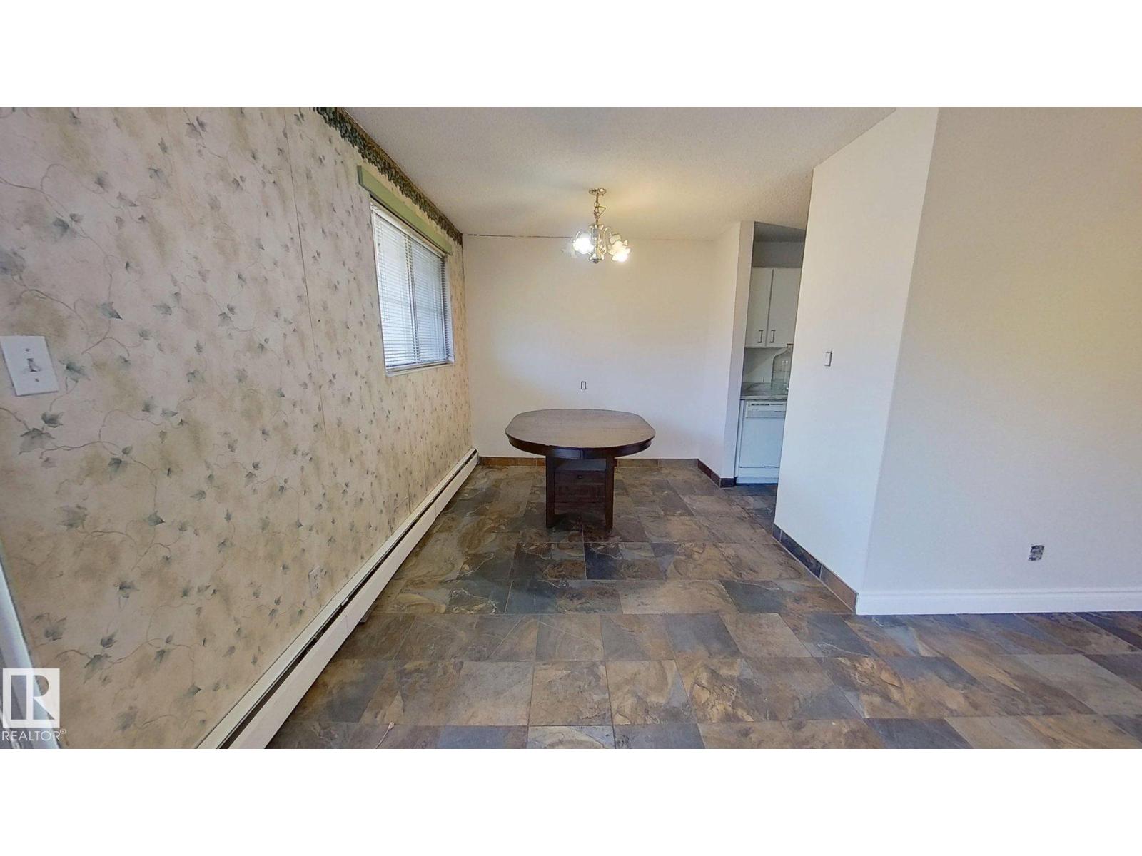 #3 10836 116 St Nw, Edmonton, Alberta  T5H 3N5 - Photo 4 - E4462115