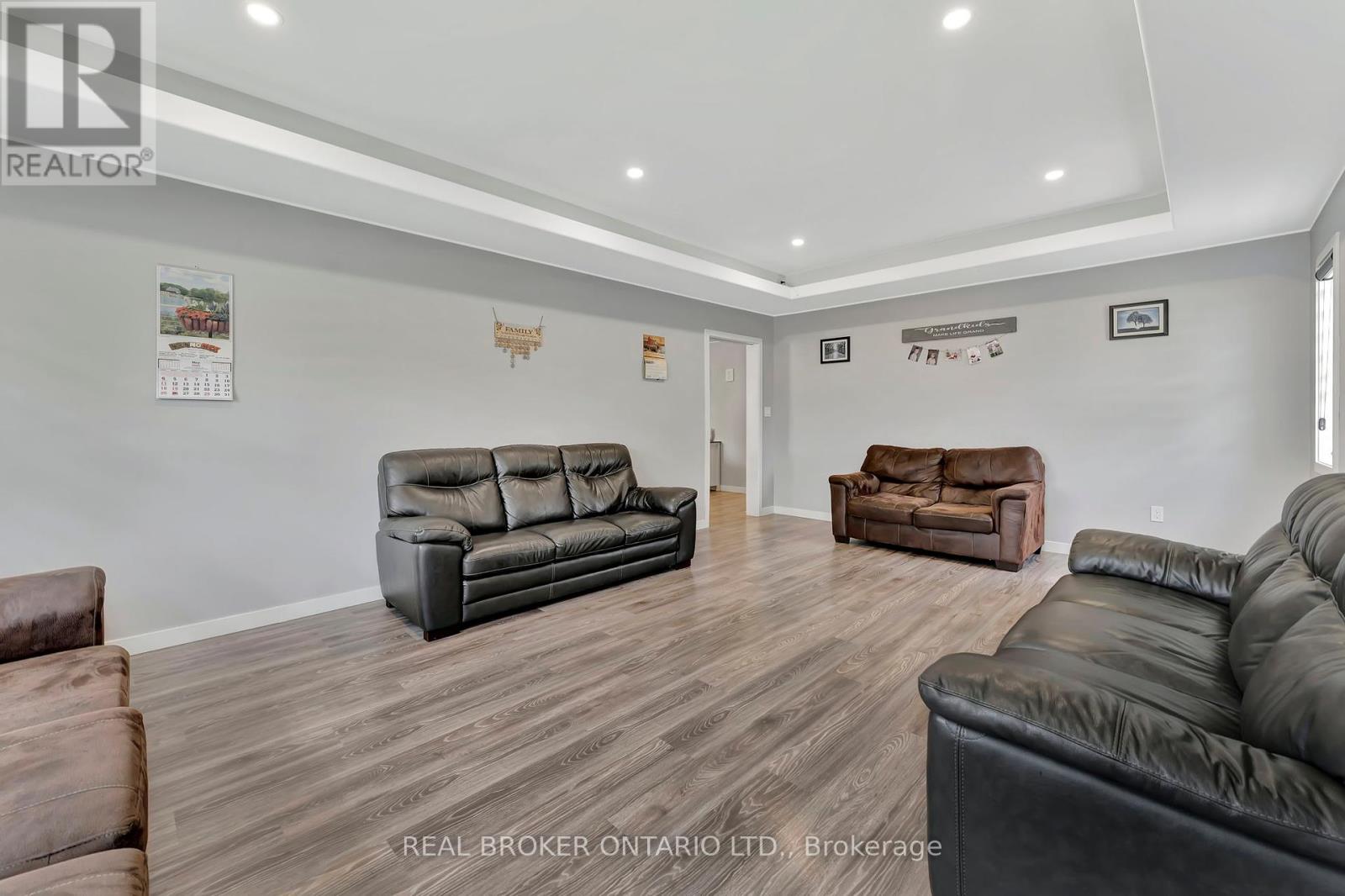 12 Albert Street, Norfolk, Ontario  N5V 2L8 - Photo 16 - X12462598