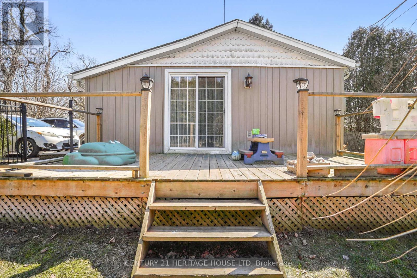 899 Keg Lane, Brant, Ontario  N3L 3E2 - Photo 30 - X12462629