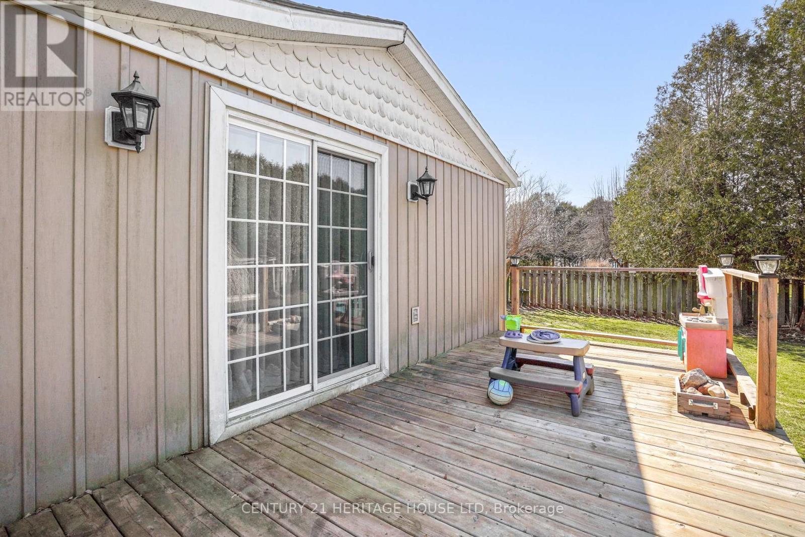 899 Keg Lane, Brant, Ontario  N3L 3E2 - Photo 31 - X12462629