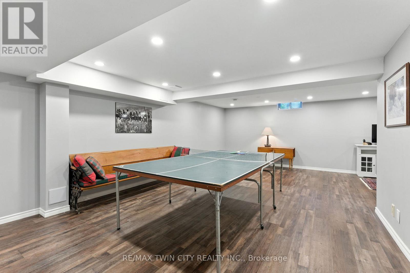 91 Abbey Close, Hamilton, Ontario  L9G 4K9 - Photo 41 - X12462635