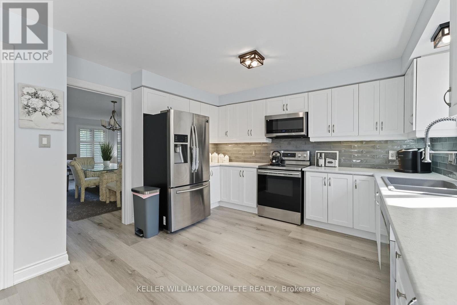 66 Suffolk Street, Hamilton, Ontario  L9K 1M9 - Photo 11 - X12462646