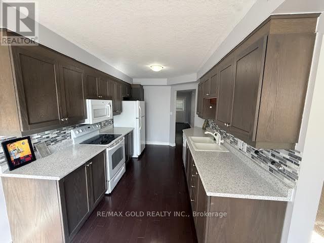 758 Grand Banks Drive, Waterloo, Ontario  N2K 4N3 - Photo 6 - X12462661