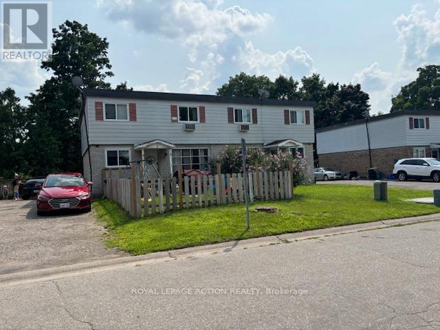 15 BRENDA COURT, Brantford, Ontario