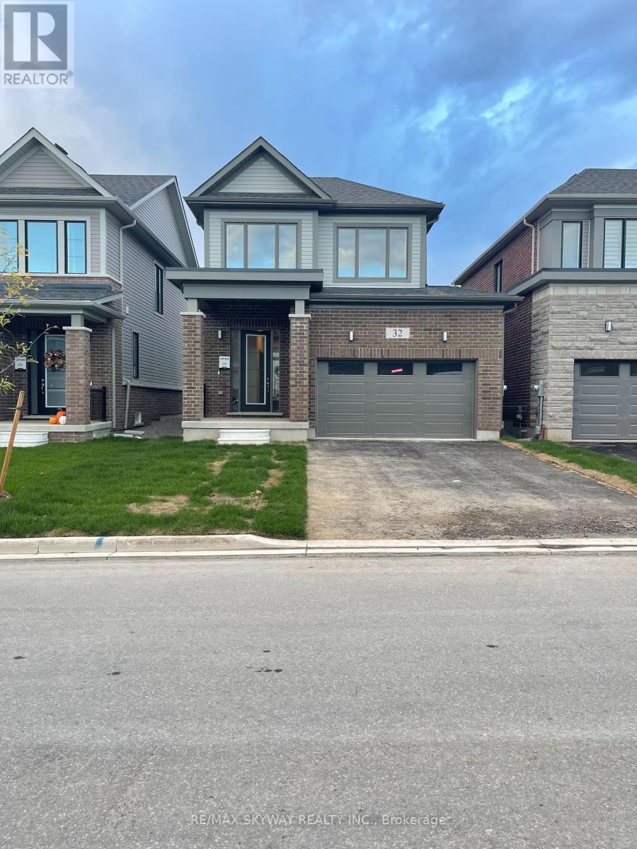 32 GIBSON DRIVE, Erin, Ontario
