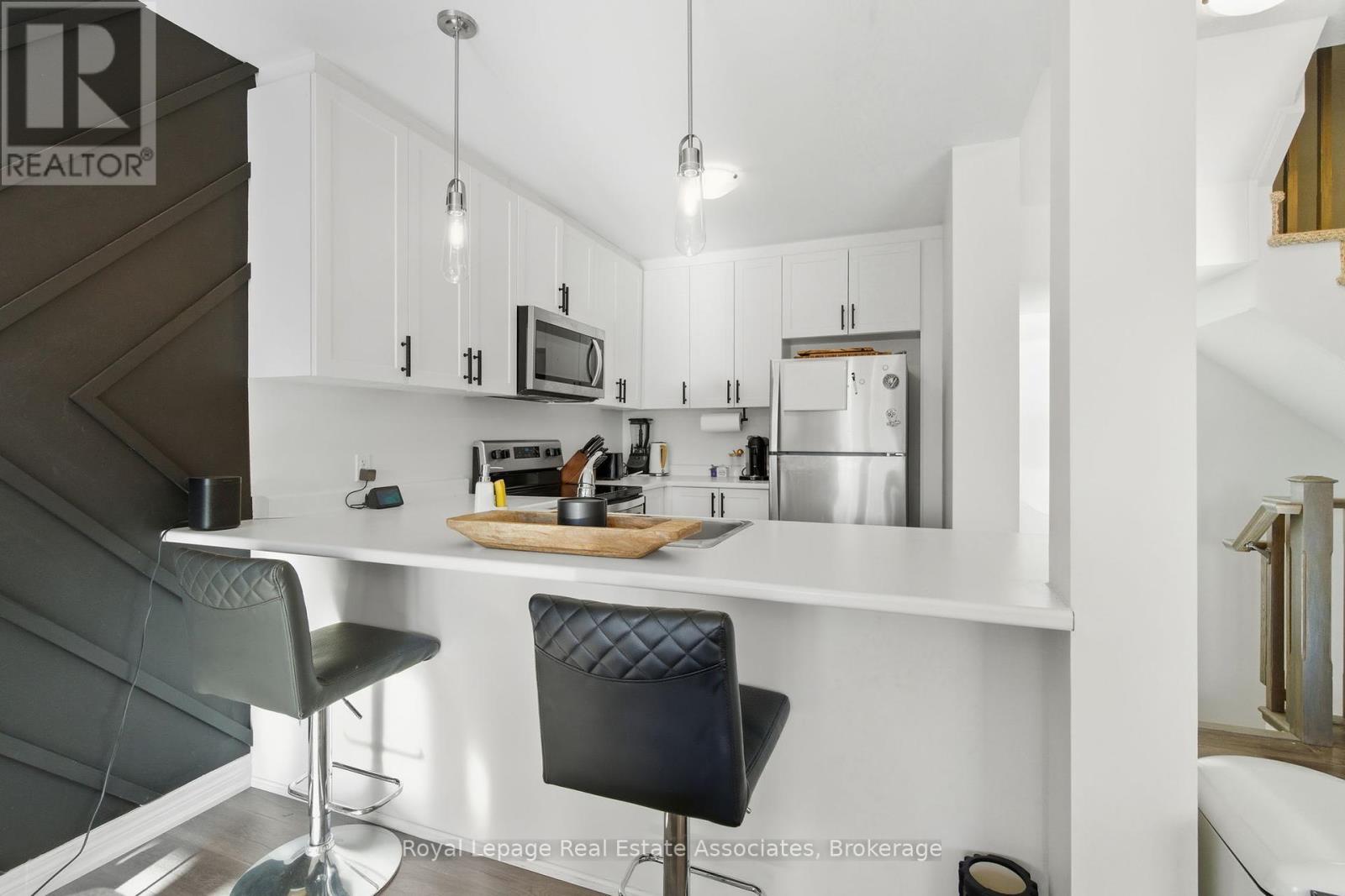 7 - 299 Skinner Road, Hamilton, Ontario  L8B 1W5 - Photo 10 - X12462734
