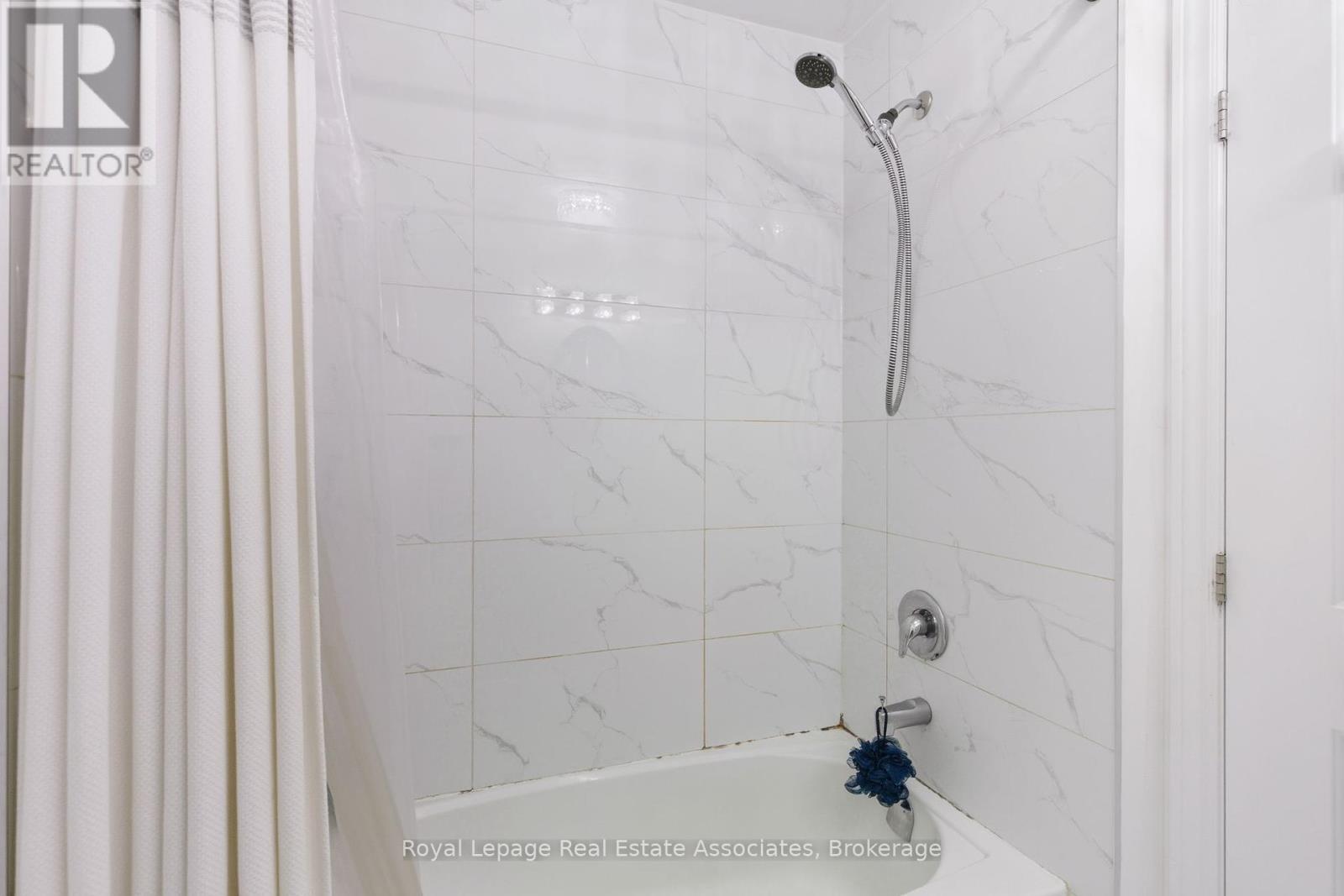 7 - 299 Skinner Road, Hamilton, Ontario  L8B 1W5 - Photo 33 - X12462734