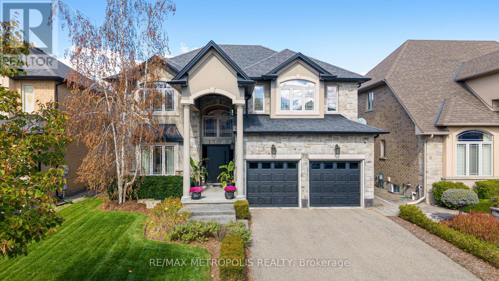 92 Bookjans Drive, Hamilton, Ontario  L9G 0B7 - Photo 45 - X12462765