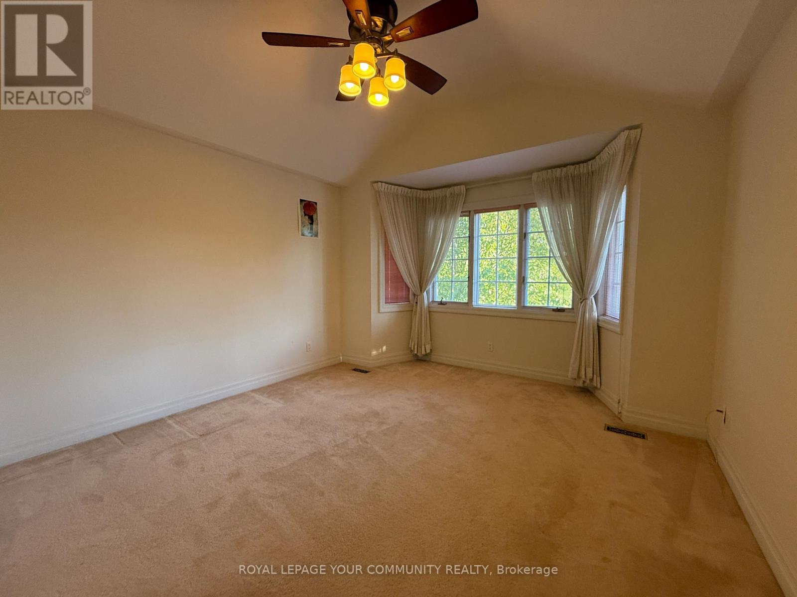 238 Horsham (Main Floor And 2nd Floor) Avenue, Toronto, Ontario  M2N 2A6 - Photo 11 - C12462392