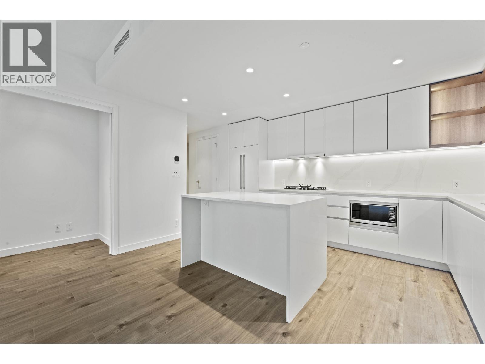 806 720 Farrow Street, Coquitlam, British Columbia  V3J 0P3 - Photo 8 - R3058002