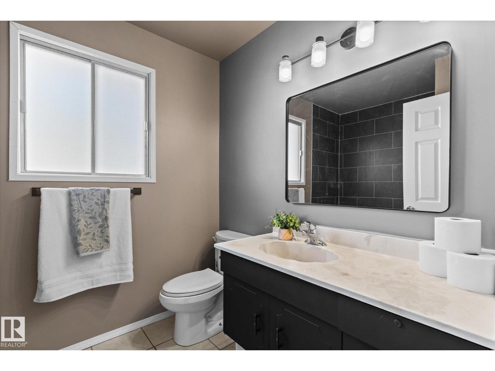 33 Westglen Cr, Spruce Grove, Alberta  T7X 1W1 - Photo 13 - E4462112