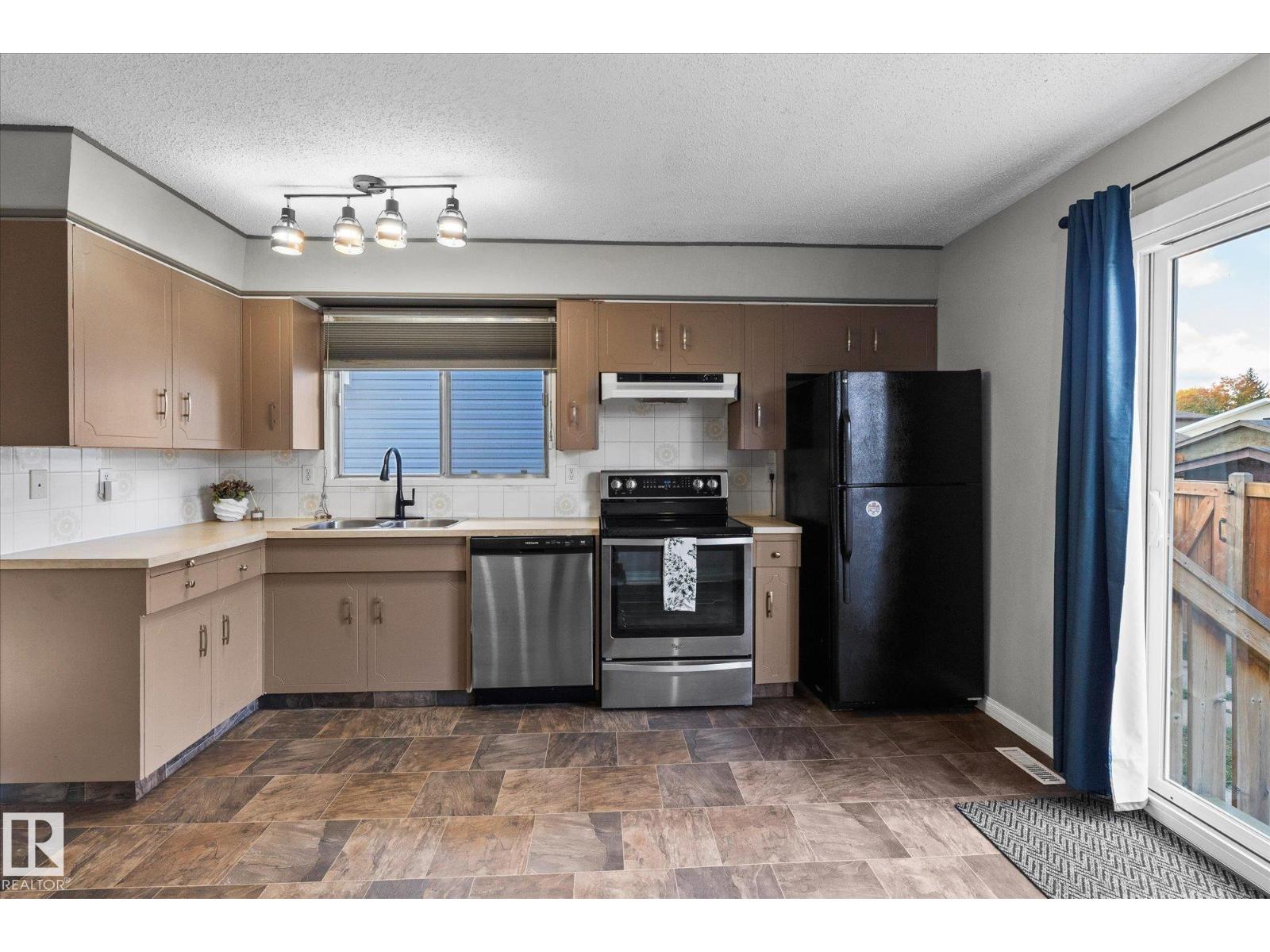 33 Westglen Cr, Spruce Grove, Alberta  T7X 1W1 - Photo 7 - E4462112