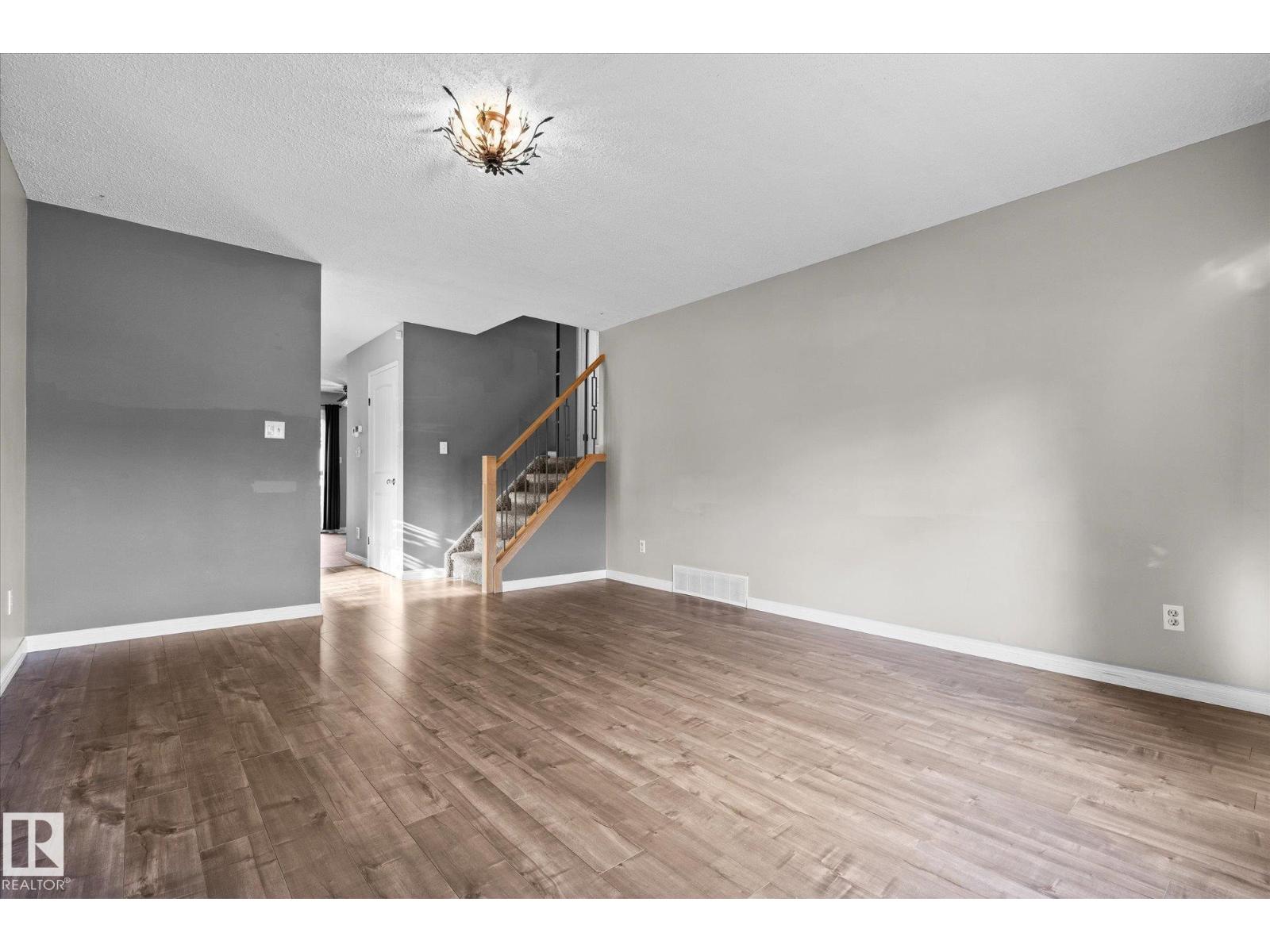 33 Westglen Cr, Spruce Grove, Alberta  T7X 1W1 - Photo 6 - E4462112