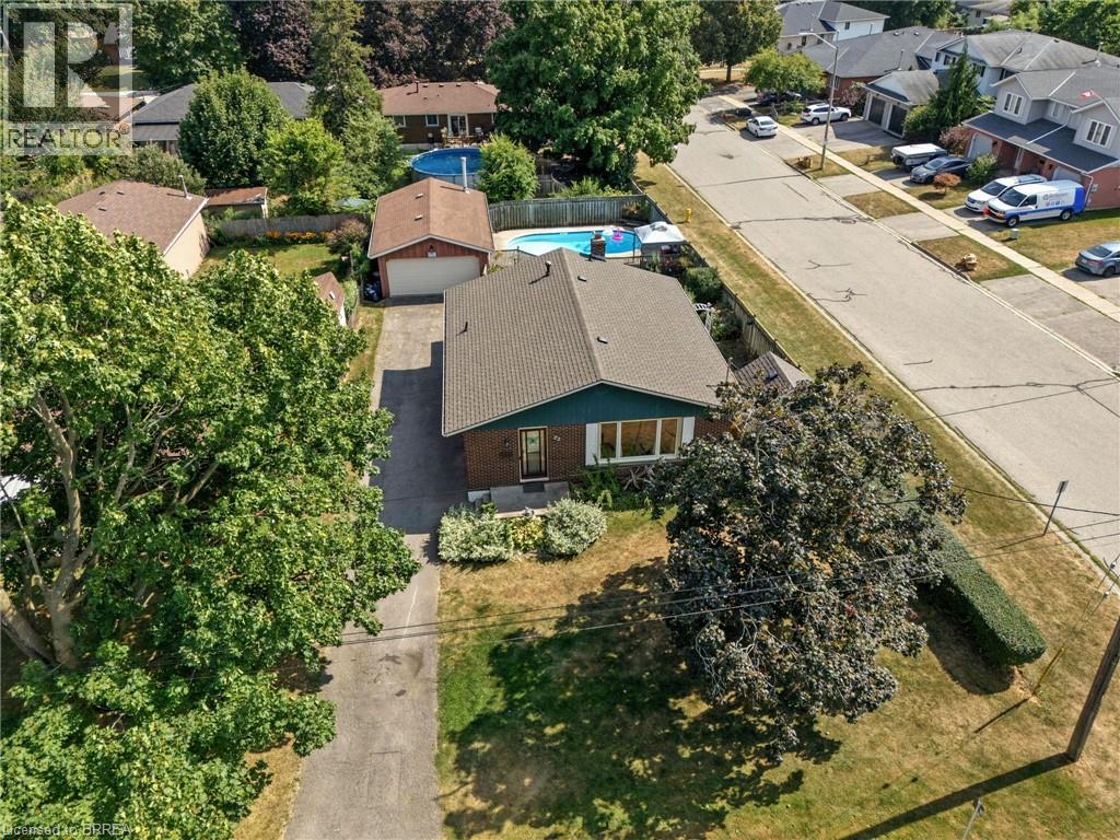 22 MCCAMMON Street, Paris, Ontario