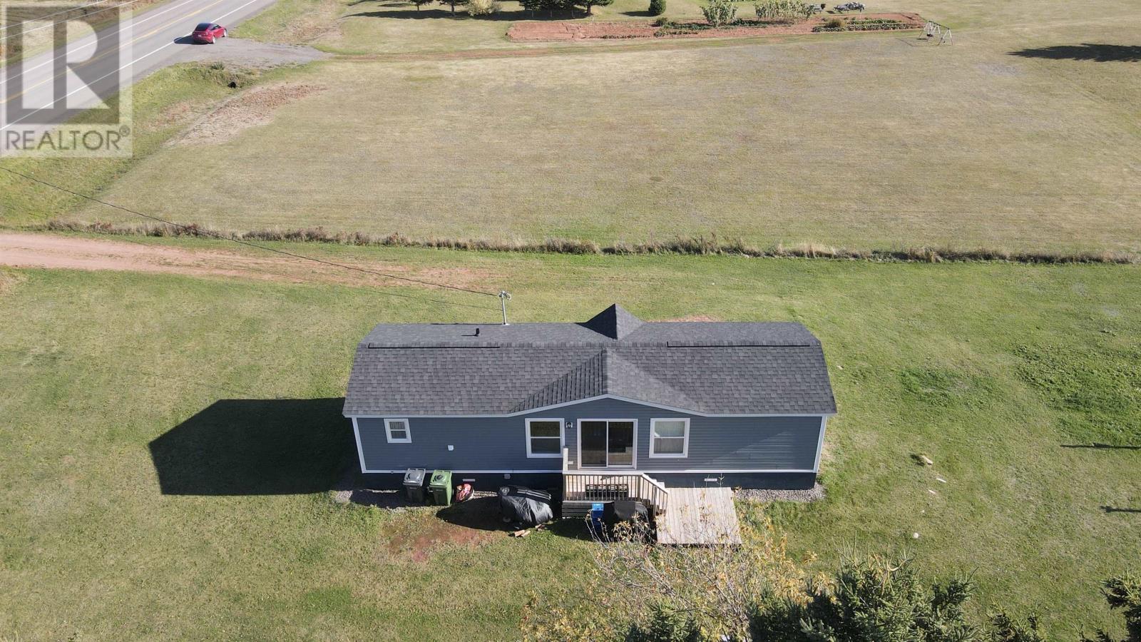 36317 Western Road, Coleman, Prince Edward Island  C0B 1H0 - Photo 6 - 202525852