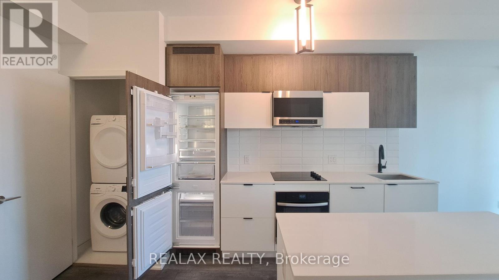 206 - 8888 Yonge Street, Richmond Hill, Ontario  L4C 5V6 - Photo 16 - N12386843