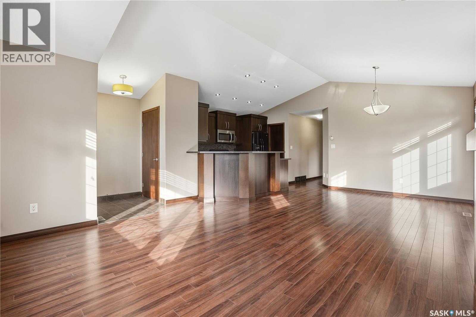 2279 Mackay Street, Regina, Saskatchewan  S4N 2S9 - Photo 7 - SK020815