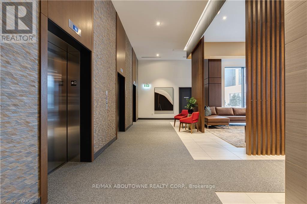 B0522 - 133 Bronte Road, Oakville, Ontario  L6L 3C1 - Photo 22 - W12391219