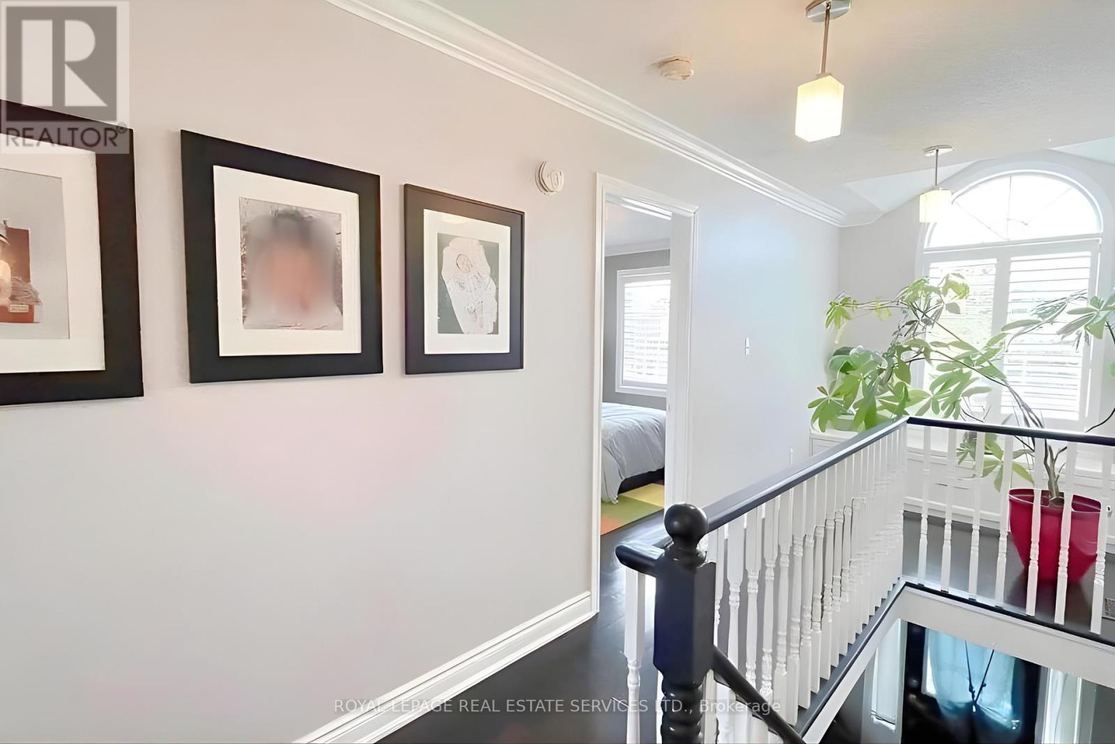 2384 Hollybrook Drive, Oakville, Ontario  L6M 4S8 - Photo 12 - W12462696
