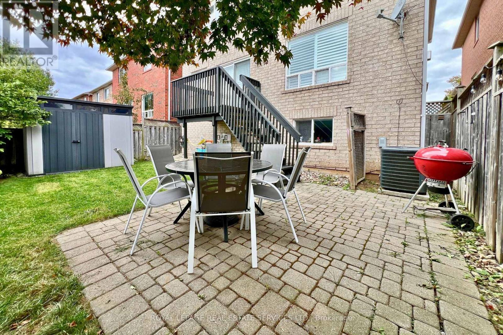 2384 Hollybrook Drive, Oakville, Ontario  L6M 4S8 - Photo 26 - W12462696