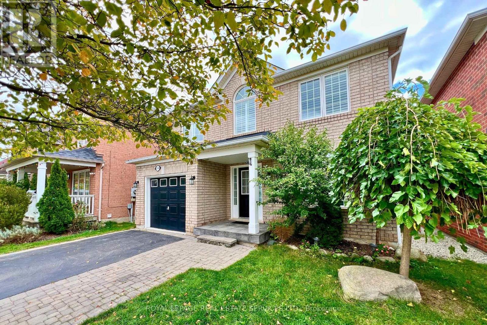 2384 Hollybrook Drive, Oakville, Ontario  L6M 4S8 - Photo 3 - W12462696