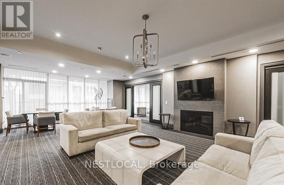 511 - 11 Bronte Road, Oakville, Ontario  L6L 0E1 - Photo 34 - W12462057