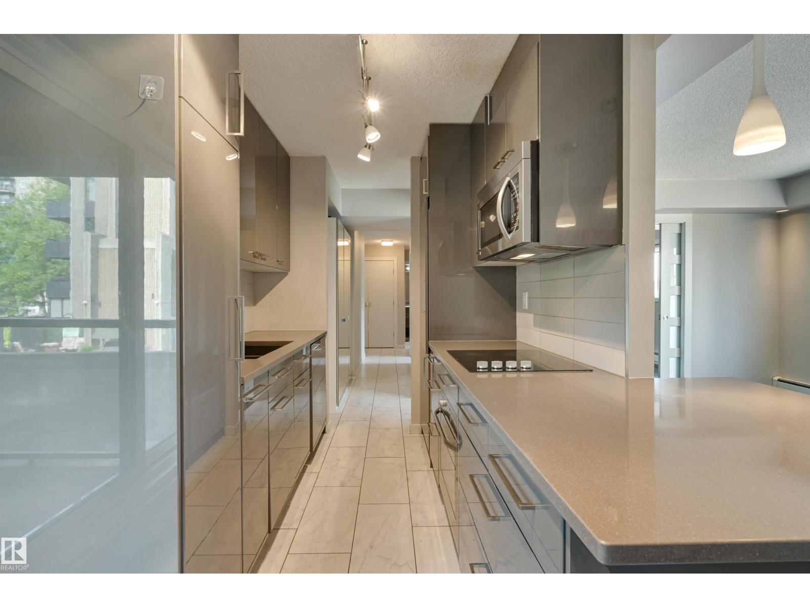 #104 10140 115 St Nw, Edmonton, Alberta  T5K 1T5 - Photo 9 - E4455925