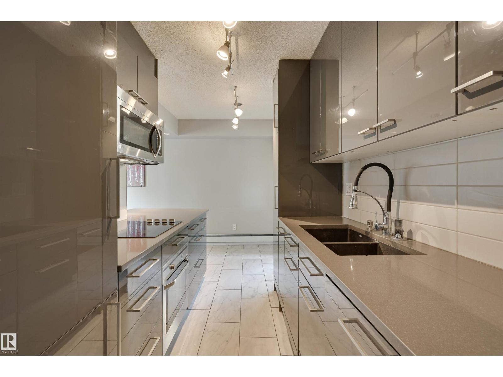 #104 10140 115 St Nw, Edmonton, Alberta  T5K 1T5 - Photo 11 - E4455925