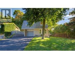 276 LAURENTIAN Drive, Kitchener, Ontario