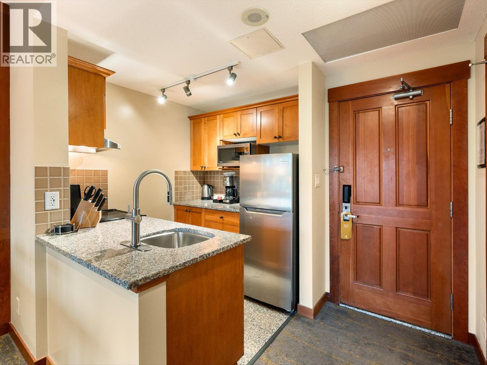 713 4320 Sundial Crescent, Whistler, British Columbia  V8E 1G6 - Photo 12 - R3053955