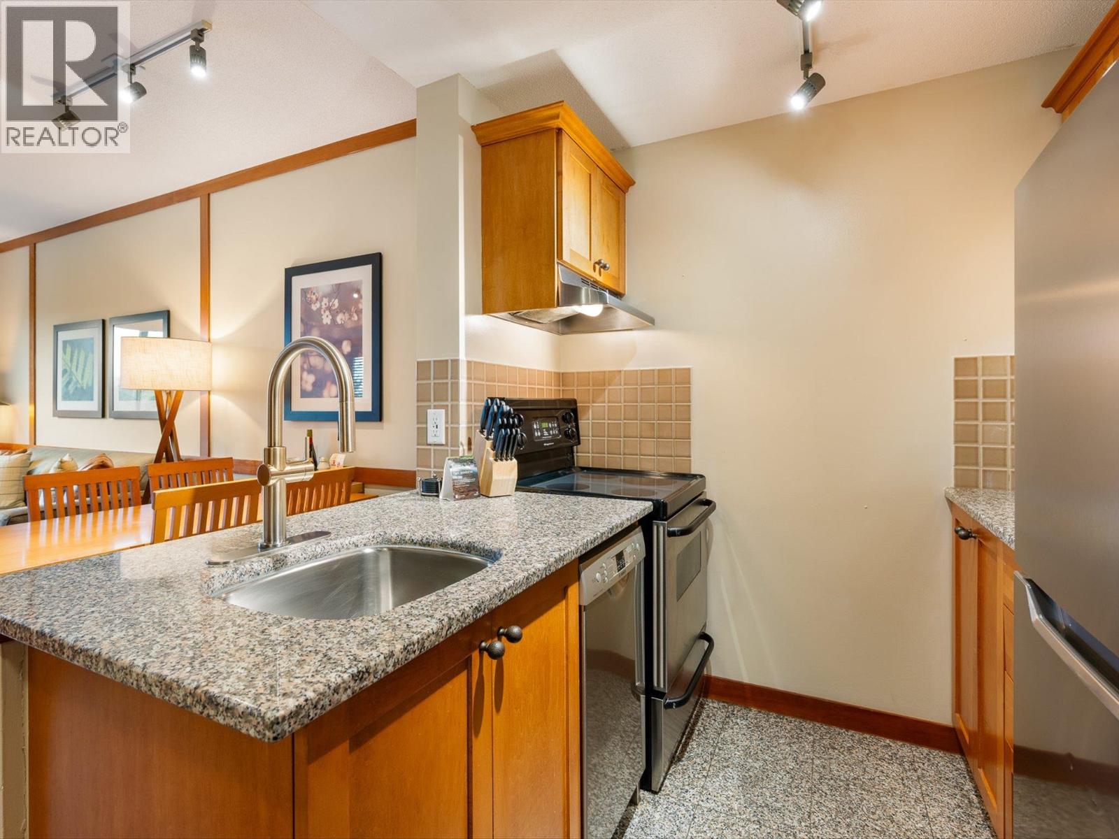 713 4320 Sundial Crescent, Whistler, British Columbia  V8E 1G6 - Photo 13 - R3053955